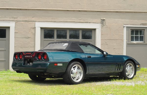 Used-1988-Chevrolet-Corvette