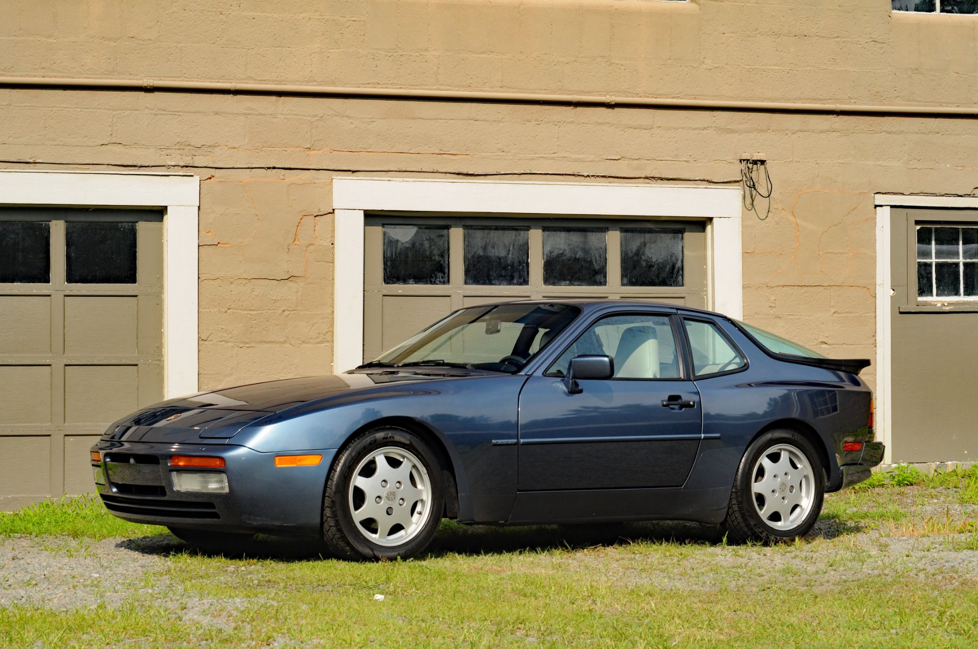 Porsche 944 s2