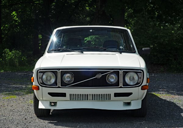Used-1971-Volvo-142E