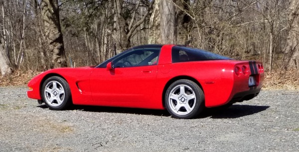 Used-1998-Chevrolet-Corvette