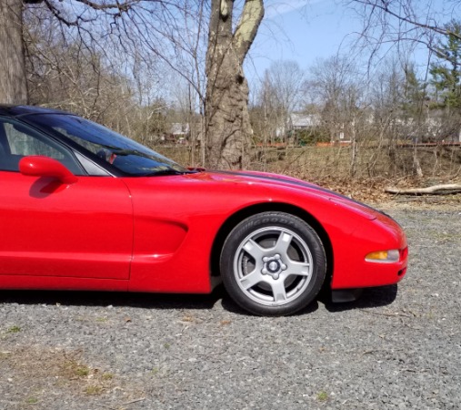 Used-1998-Chevrolet-Corvette