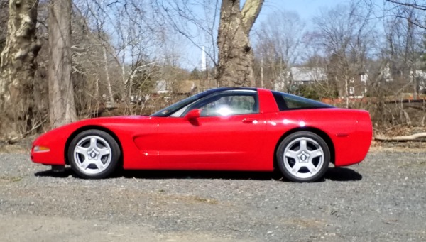 Used-1998-Chevrolet-Corvette