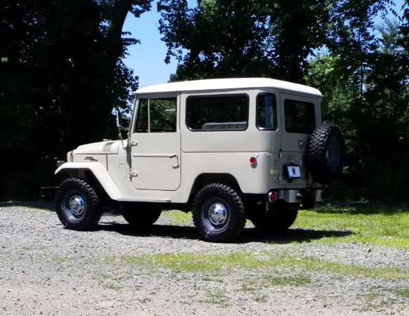 Used-1969-Toyota-FJ-40-Land-Cruiser