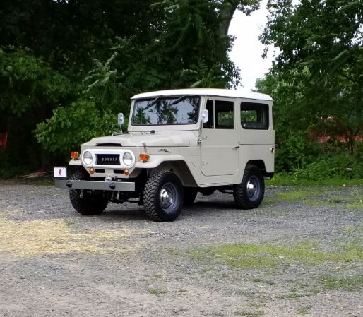 Used-1969-Toyota-FJ-40-Land-Cruiser