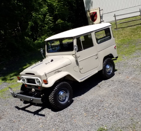 Used-1969-Toyota-FJ-40-Land-Cruiser