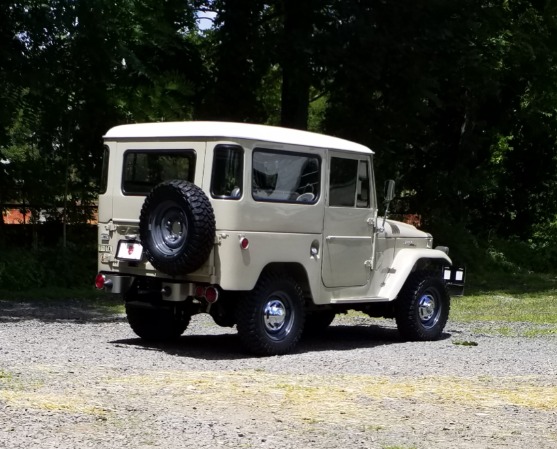 Used-1969-Toyota-FJ-40-Land-Cruiser