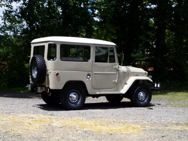 Used-1969-Toyota-FJ-40-Land-Cruiser