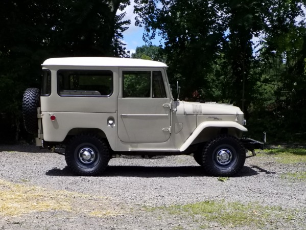 Used-1969-Toyota-FJ-40-Land-Cruiser