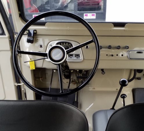 Used-1969-Toyota-FJ-40-Land-Cruiser