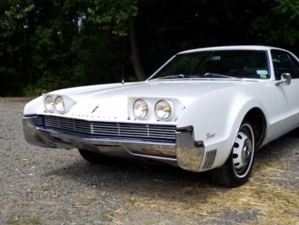 Used-1966-Oldsmobile-Toronado