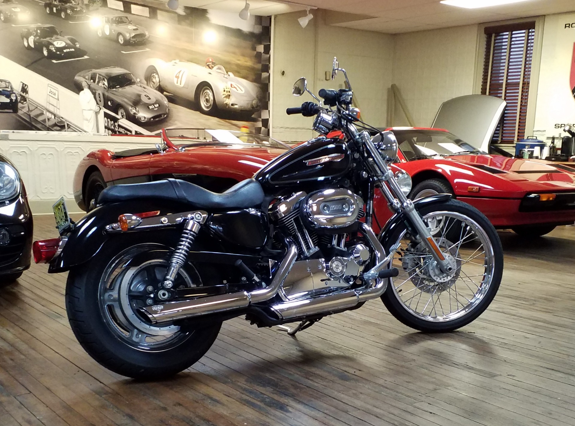 Used-2010-Harley-Davidson-Sportster-XL-1200-C-Cruiser
