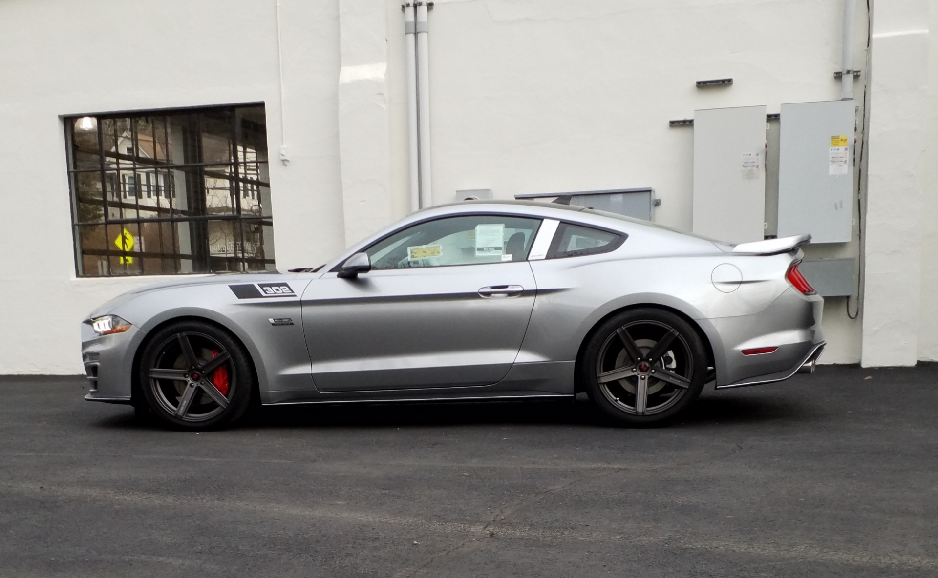 Used-2022-Ford-Mustang-SALEEN