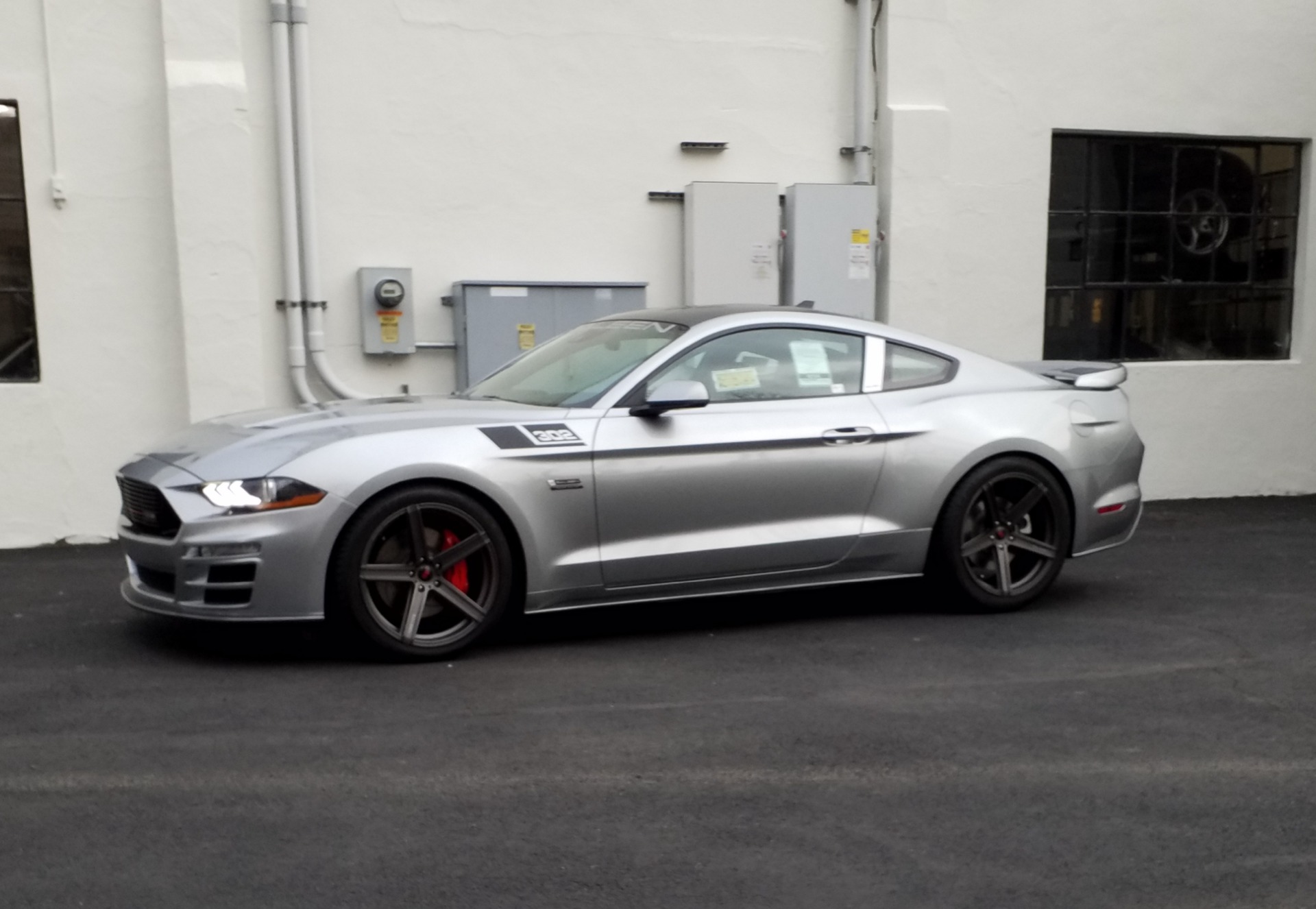 Used-2022-Ford-Mustang-SALEEN