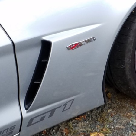 Used-2009-CHEVROLET-CORVETTE-Z-06-Z-06