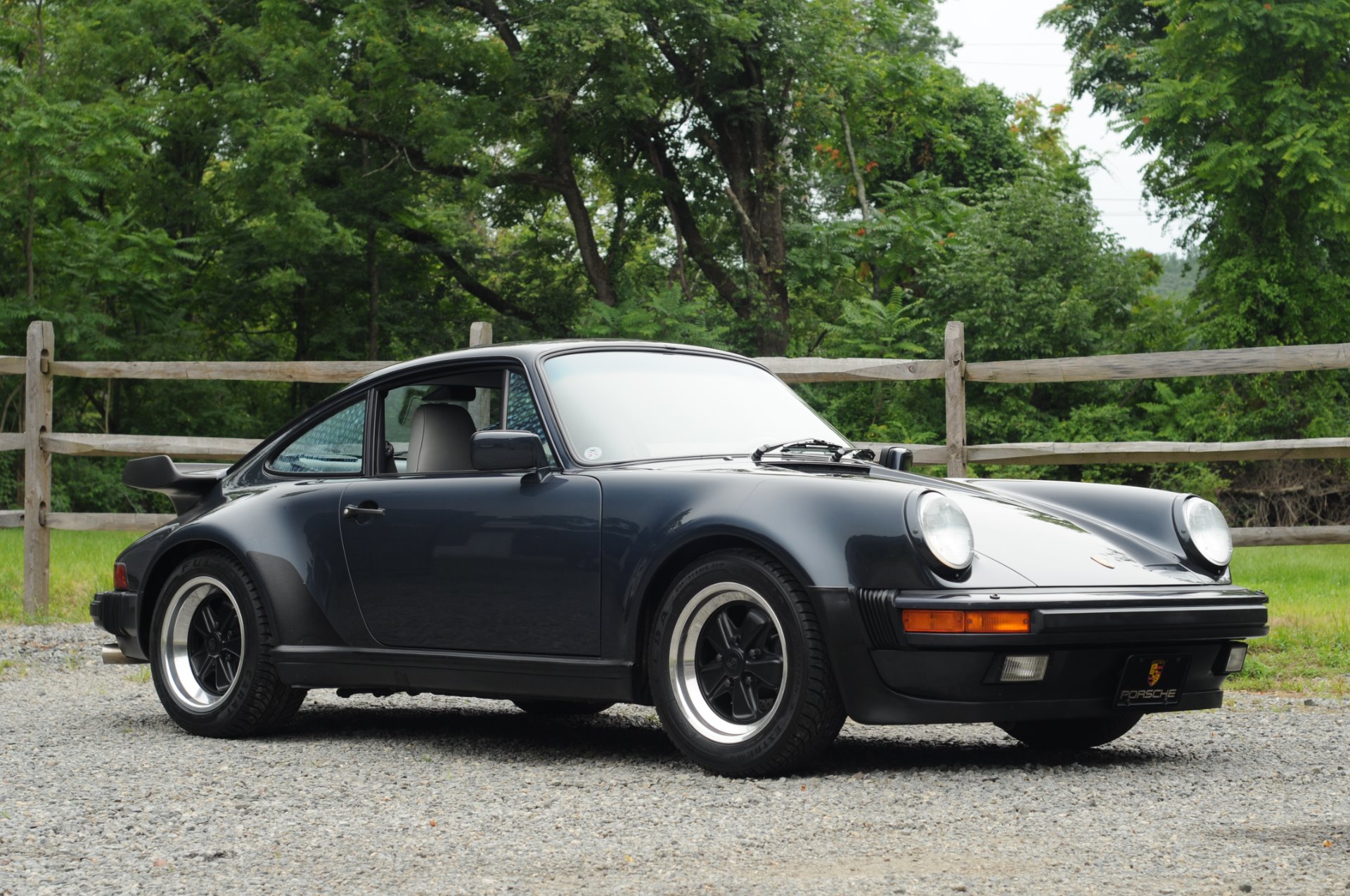Порше 911 турбо 1977
